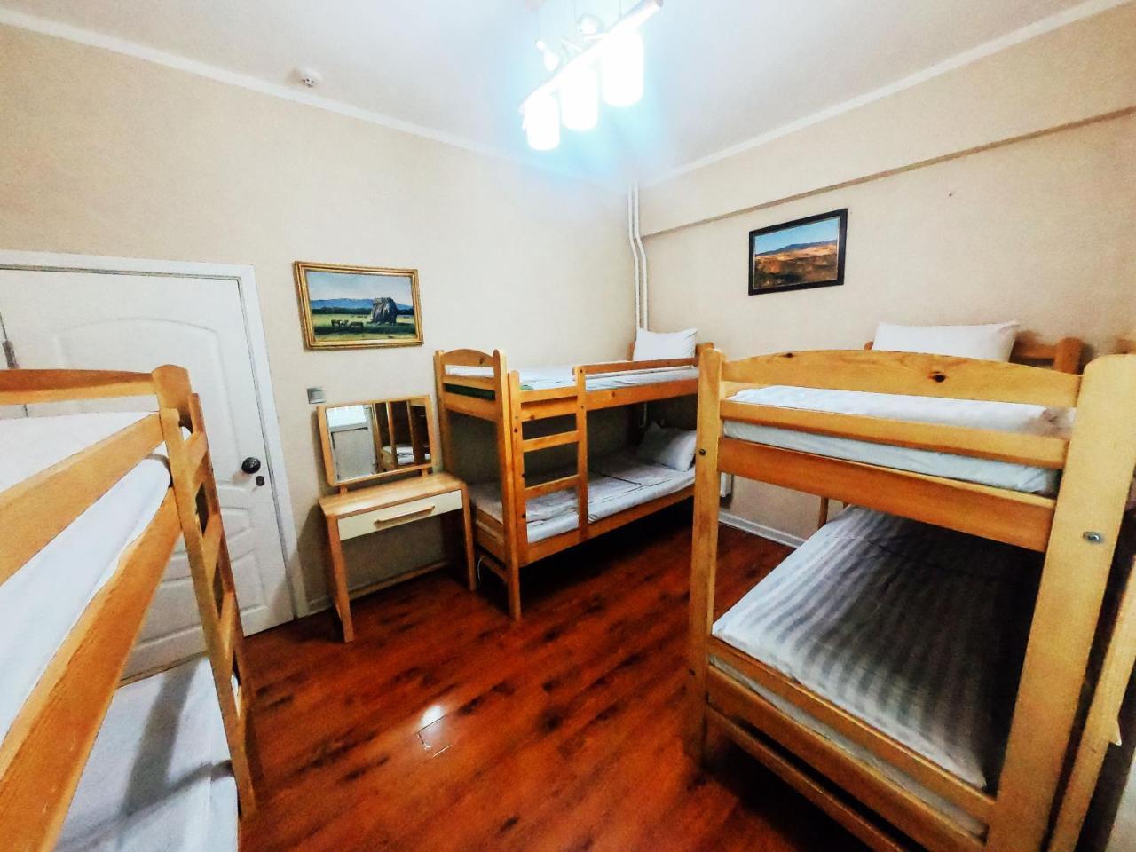 Top Tour & Guesthouse Mongolia Улан-Батор Экстерьер фото